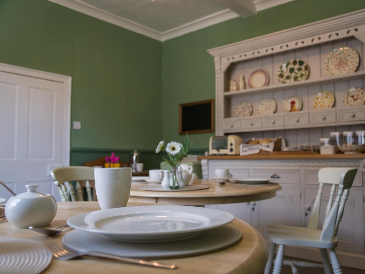 Garden House Bed & Breakfast มาสแซม ภายนอก รูปภาพ